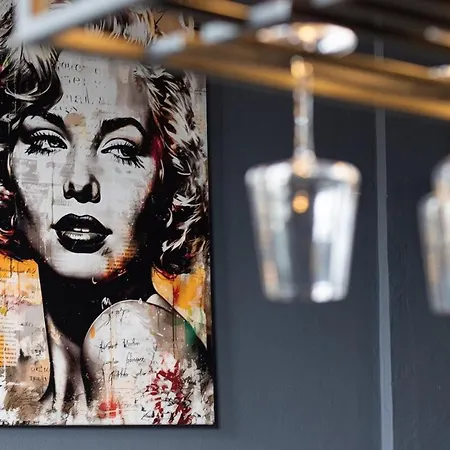 Industrial Loft 1904 - Free Parking - Netflix - Apartament Wilhelmshaven