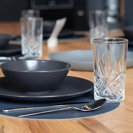 Industrial Loft 1904 - Free Parking - Netflix - Апартаменты *